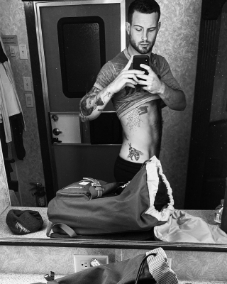 nico-tortorella-instagram-02534.jpg