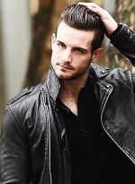 nico-tortorella-instagram-00929.jpg
