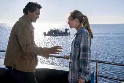 Click to view full size image
==============
fear-the-walking-dead-s02e01-monster-091.jpg fear-the-walking-dead-s02e01-monster-091.jpg