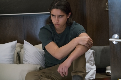 Click to view full size image
==============
fear-the-walking-dead-s02e05-captive-006.jpg fear-the-walking-dead-s02e05-captive-006.jpg