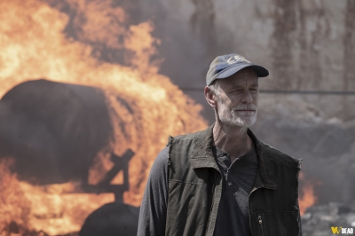 Click to view full size image
==============
fear-the-walking-dead-s05e13-leave-what-you-dont-005.jpg fear-the-walking-dead-s05e13-leave-what-you-dont-005.jpg