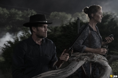 Click to view full size image
==============
fear-the-walking-dead-s05e13-leave-what-you-dont-009.jpg fear-the-walking-dead-s05e13-leave-what-you-dont-009.jpg