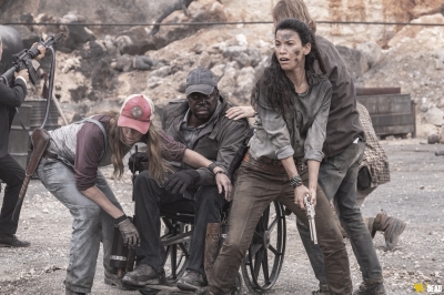 Click to view full size image
==============
fear-the-walking-dead-s05e13-leave-what-you-dont-021.jpg fear-the-walking-dead-s05e13-leave-what-you-dont-021.jpg