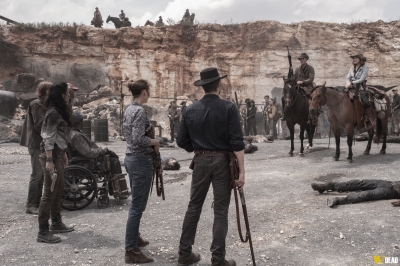 Click to view full size image
==============
fear-the-walking-dead-s05e13-leave-what-you-dont-023.jpg fear-the-walking-dead-s05e13-leave-what-you-dont-023.jpg