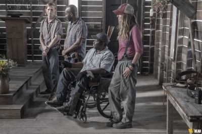 Click to view full size image
==============
fear-the-walking-dead-s05e16-end-of-the-line-031.jpg fear-the-walking-dead-s05e16-end-of-the-line-031.jpg