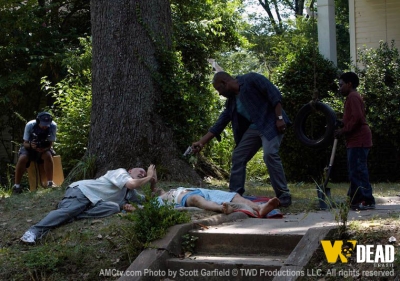 S01E01 - Days Gone Bye
