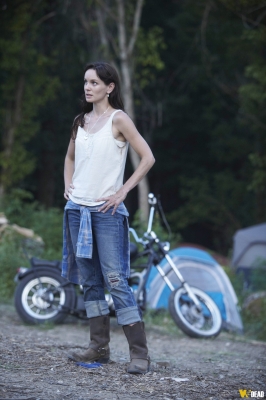 Click to view full size image
==============
S01E01 - Days Gone Bye
S01E01 - Days Gone Bye