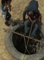 twd2x04_0450.jpg