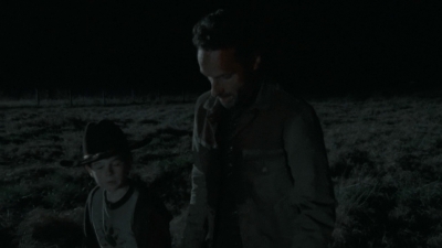 Click to view full size image
==============
twd2x13_0115.jpg twd2x13_0115.jpg