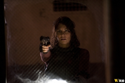 S04E05 - Internment
