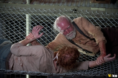 S04E05 - Internment
