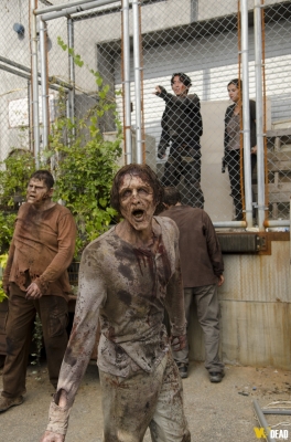 S04E10 - Inmates
