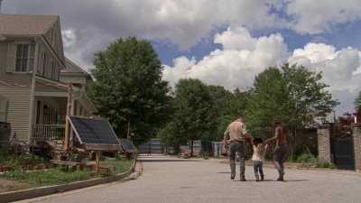 Click to view full size image
==============
twd0903-0641.jpg twd0903-0641.jpg