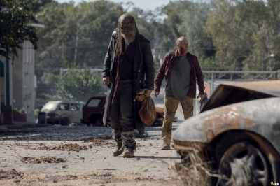 Click to view full size image
==============
the-walking-dead-s10e14-look-at-the-flowers-023.jpg the-walking-dead-s10e14-look-at-the-flowers-023.jpg