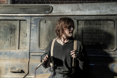 Click to view full size image
==============
the-walking-dead-daryl-dixon-s01e06-coming-home-007.jpg the-walking-dead-daryl-dixon-s01e06-coming-home-007.jpg