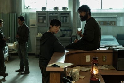 Click to view full size image
==============
the-walking-dead-dead-city-s03e01-trillium-024.jpg the-walking-dead-dead-city-s03e01-trillium-024.jpg