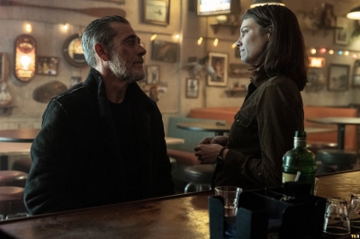 Click to view full size image
==============
the-walking-dead-dead-city-s03e08-tenebrae-053.jpg the-walking-dead-dead-city-s03e08-tenebrae-053.jpg